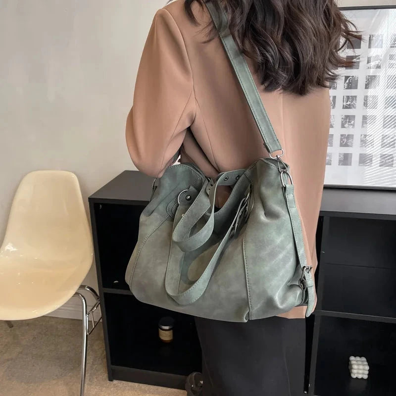 Bolsa Feminina em Couro - Urban Loja da Dryka 